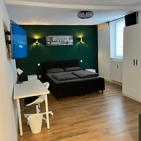 New York Naehe Duesseldorf, Messe, Hbf, City, Wifi, Helios Hospital *